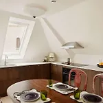 Bryggen Boutique L Uniquely L 2 Min To Floyen Διαμέρισμα