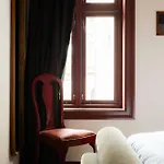 Bryggen Boutique L Uniquely L 2 Min To Floyen شقة
