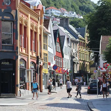 Bryggen Boutique L Uniquely L 2 Min To Floyen Apartmán *